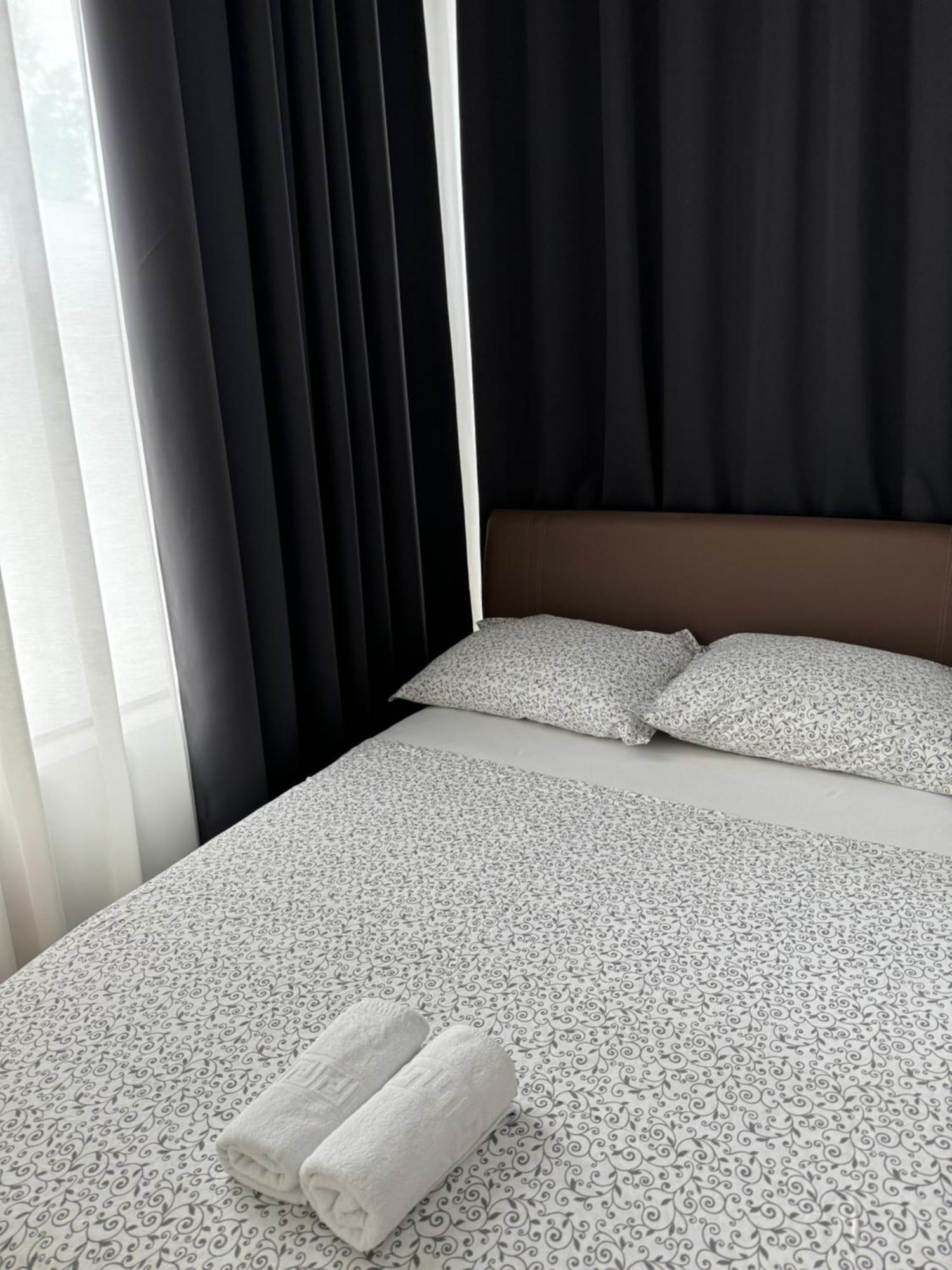 Two Bedroom Apartment N Спліт Екстер'єр фото